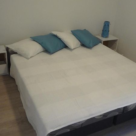 Jana Apartments บราติสลาวา ภายนอก รูปภาพ